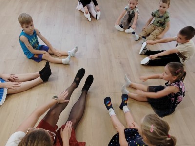 549568555 782372071217493 2742458244223995244 n